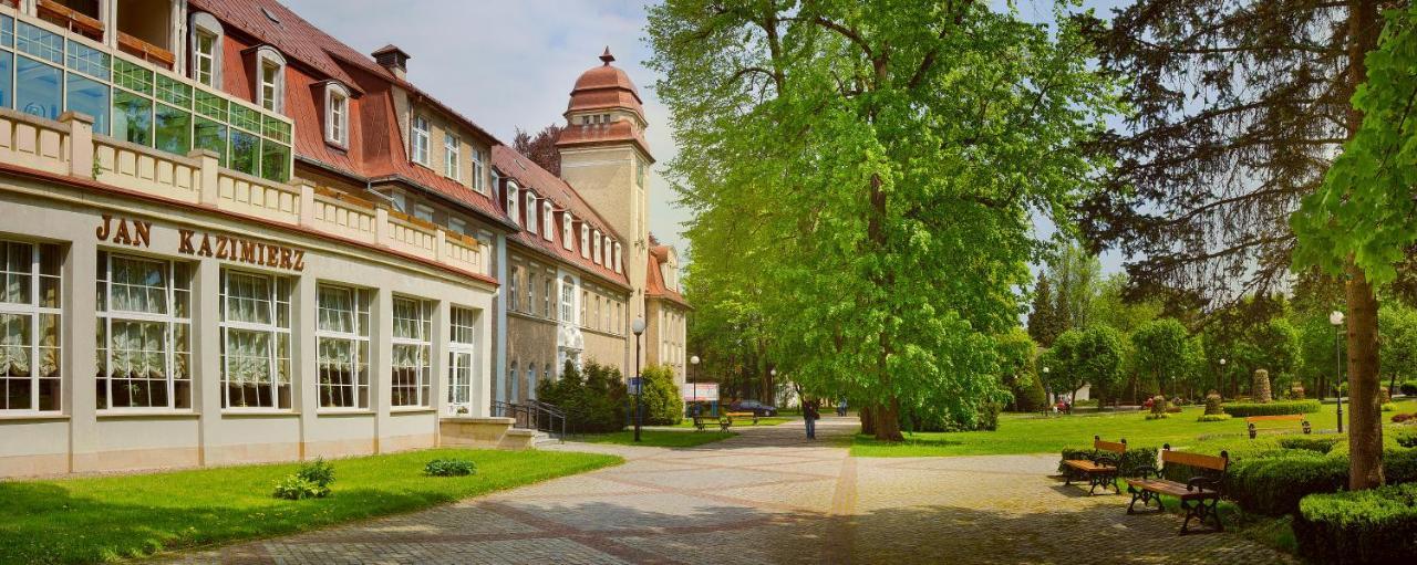 Hotel Jan Kazimierz à Duszniki Zdrój Extérieur photo