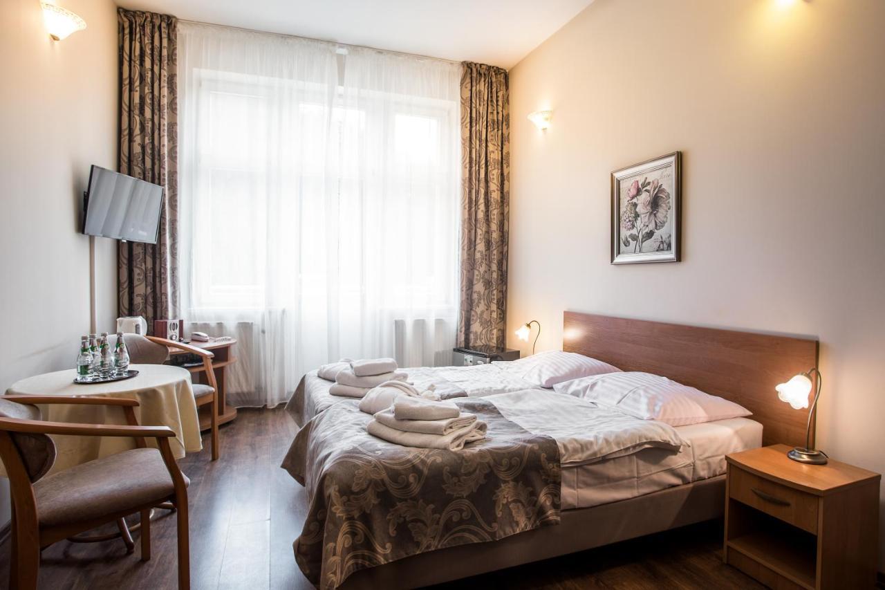 Hotel Jan Kazimierz à Duszniki Zdrój Extérieur photo